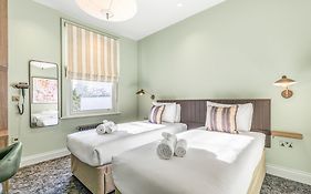 Clapham Guest House London 4*